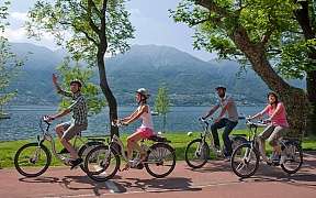 E bikes Minusio Ticino Turismo foto Christof Sonderegger Cut